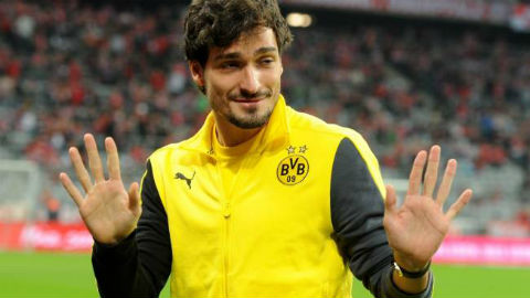 Hummels vẫn úp mở chuyện rời Dortmund đến M.U