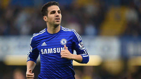 Fabregas tiếp tục trượt dốc: Dừng bước trước kỷ lục của Henry?