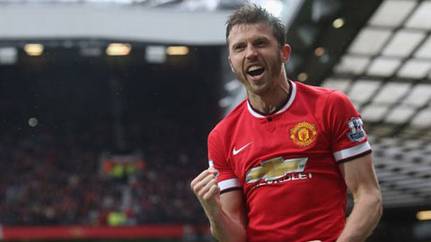 Carrick = Pirlo + Scholes + Busquets