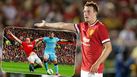 Phil Jones gánh vác hàng thủ Man United: Một cây làm chẳng nên non