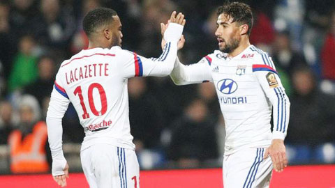 PSG quyết mua Fekir hoặc Lacazette