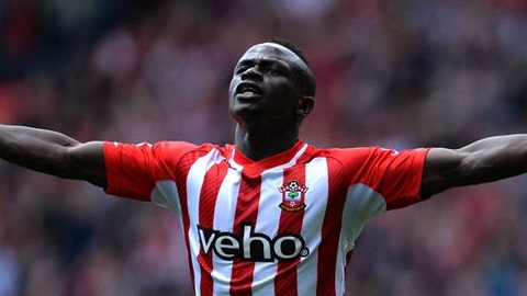 Mane lập hat-trick nhanh nhất lịch sử Premier League