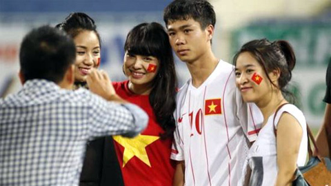 Sau SEA Games, Công Phượng nhận cả 'tải' thư của NHM