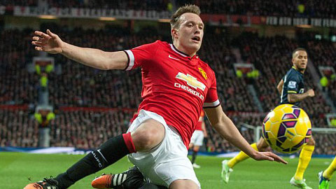 M.U gia hạn với Phil Jones, lên kế hoạch ‘phản kích’ Real