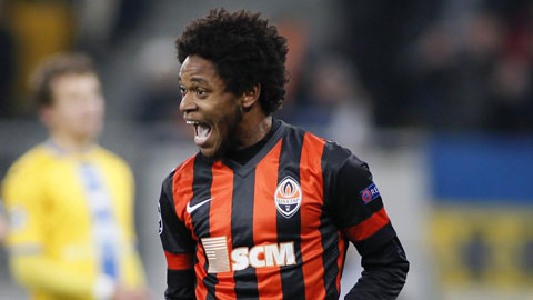 Milan và Roma tranh Luiz Adriano