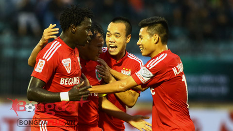 13 cái nhất sau lượt đi V.League 2015