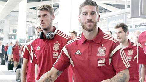 Man United ra tối hậu thư cho Real: Mua được Ramos mới bán De Gea