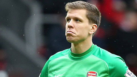 Thủ thành Szczesny hư kiểu Sterling