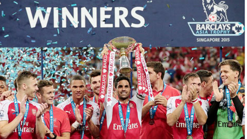 Arsenal vô địch Barclays Asia Trophy: Điểm nhấn là hàng tiền vệ Arsenal vô địch Barclays Asia Trophy: Điểm nhấn là hàng tiền vệ