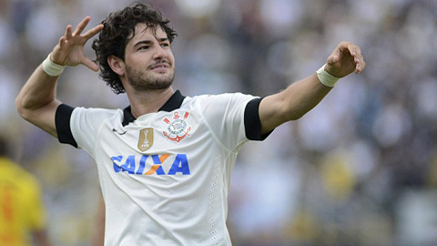 Pato muốn thử sức ở Premier League