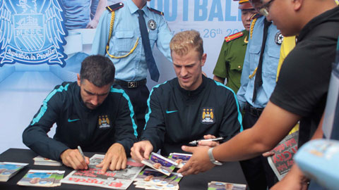 Joe Hart: “Việt Nam sẽ có những siêu sao bóng đá”