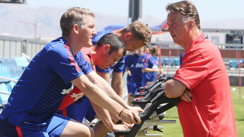 Mùa này, Van Gaal phải tỏa sáng