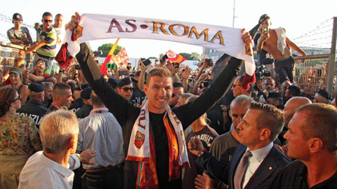 Dzeko chưa thể gia nhập Roma