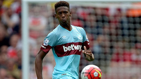 Reece Oxford - Cầu thủ 16 tuổi khiến Oezil và đồng đội phải cầm lặng