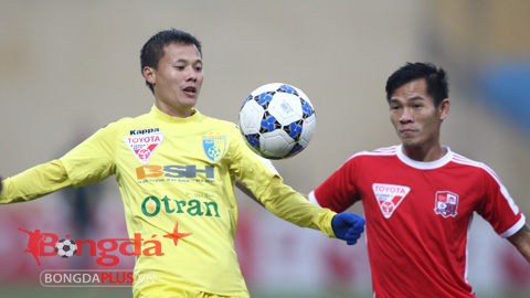 Cầu thủ V.League bị hạn chế tại sân chơi bóng đá phủi 2015 Cầu thủ V.League bị hạn chế tại sân chơi bóng đá phủi 2015