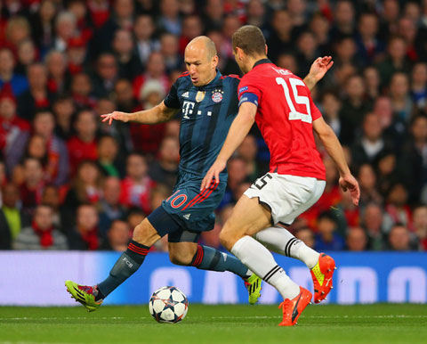 Robben suýt chút nữa đã thuộc về M.U