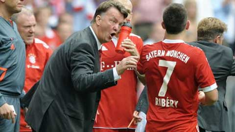 Van Gaal khi còn làm HLV Bayern Munich