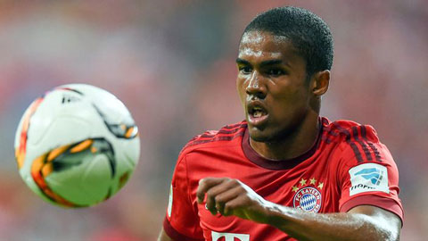 Bayern đang quá phụ thuộc vào Douglas Costa