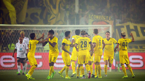 Bundesliga: Đắm say trong cơn rock “Vàng – Đen” Bundesliga: Đắm say trong cơn rock “Vàng – Đen”