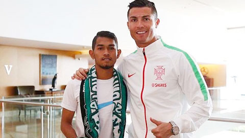 Ronaldo gặp lại fan đặc biệt