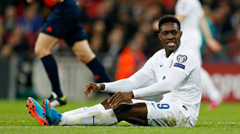 Hodgson dọa loại Welbeck vì chấn thương quá nhiều