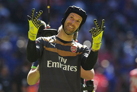 Cech đã có 3 trận giữ sạch lưới cho Arsenal