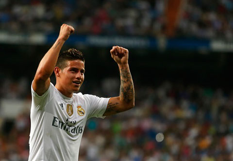  James Rodriguez ăn mừng bàn thắng