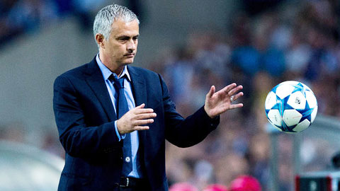 Mourinho còn trụ lại Chelsea trong bao lâu?