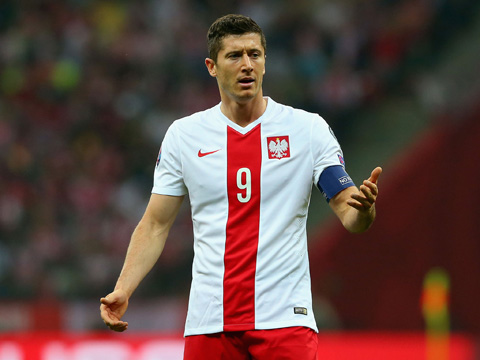 Tiền đạo Robert Lewandowski (Ba Lan): 13 bàn/876 phút thi đấu