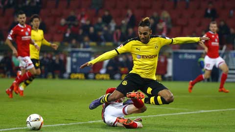 Bóng đá - Có một Aubameyang toàn năng