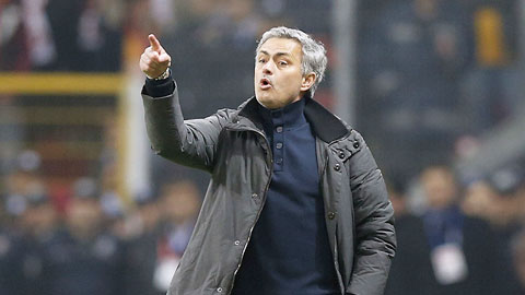 Bóng đá - Jose Mourinho bạc với phụ nữ, phũ với trẻ em